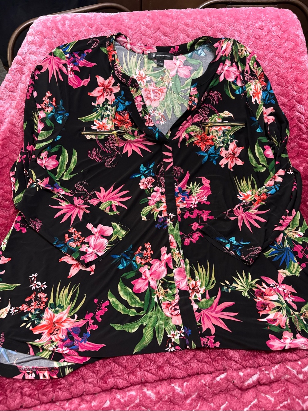 INC International Concepts Black Floral V-Neck Button Front Blouse
